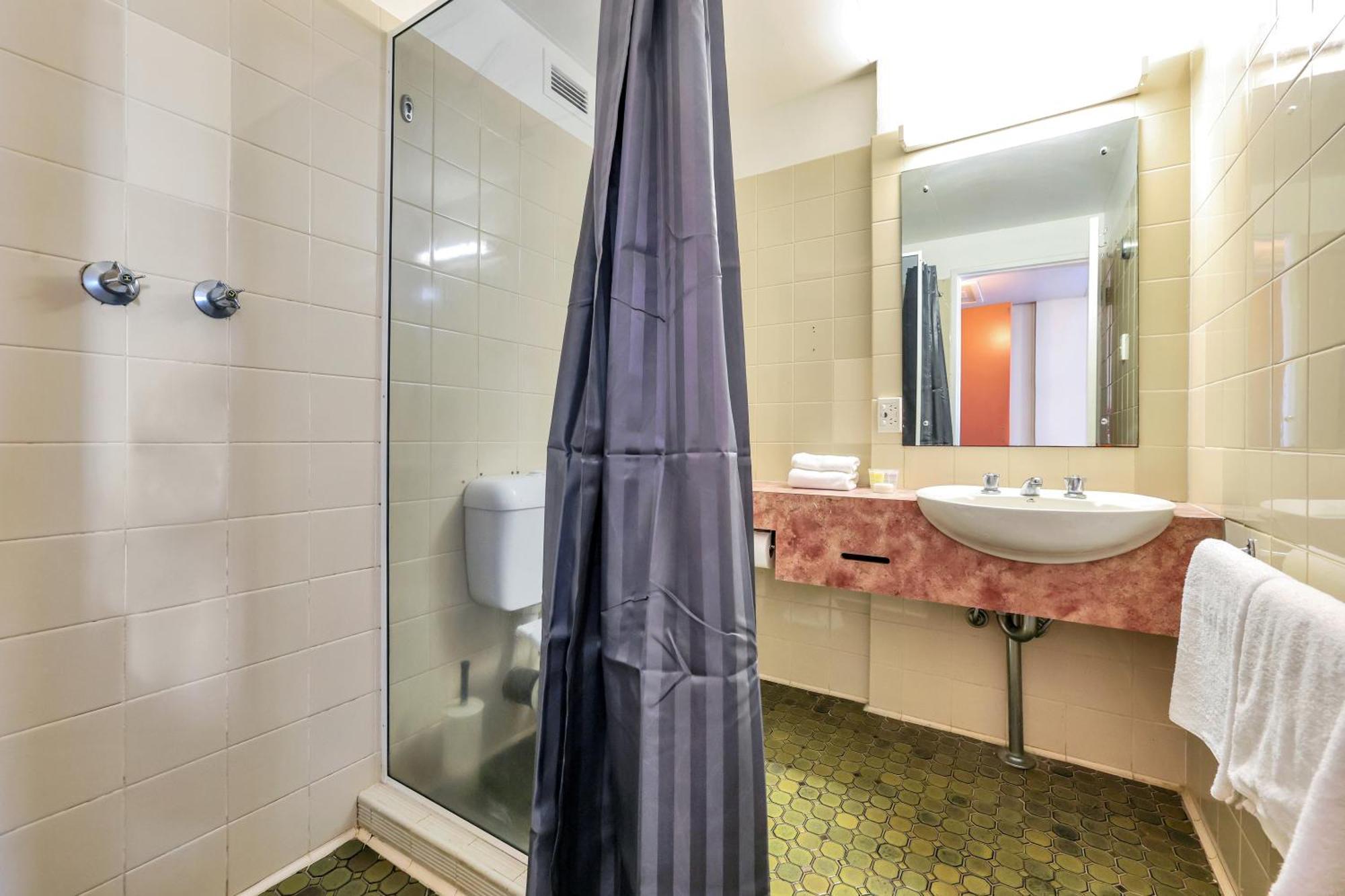 Darwin Poinciana Inn Екстериор снимка